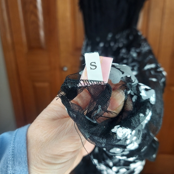 Black and White Floral High Low Dress - Picture 5 of 7